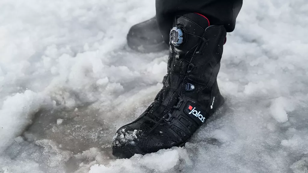 Waterproof GTX mid cut boots 9998 in slush.jpg