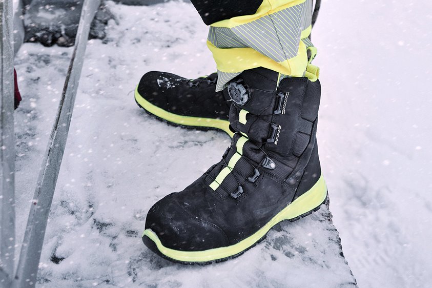 Putting JALAS Zenit Evo 7198 to the Test: A Professional's Winter