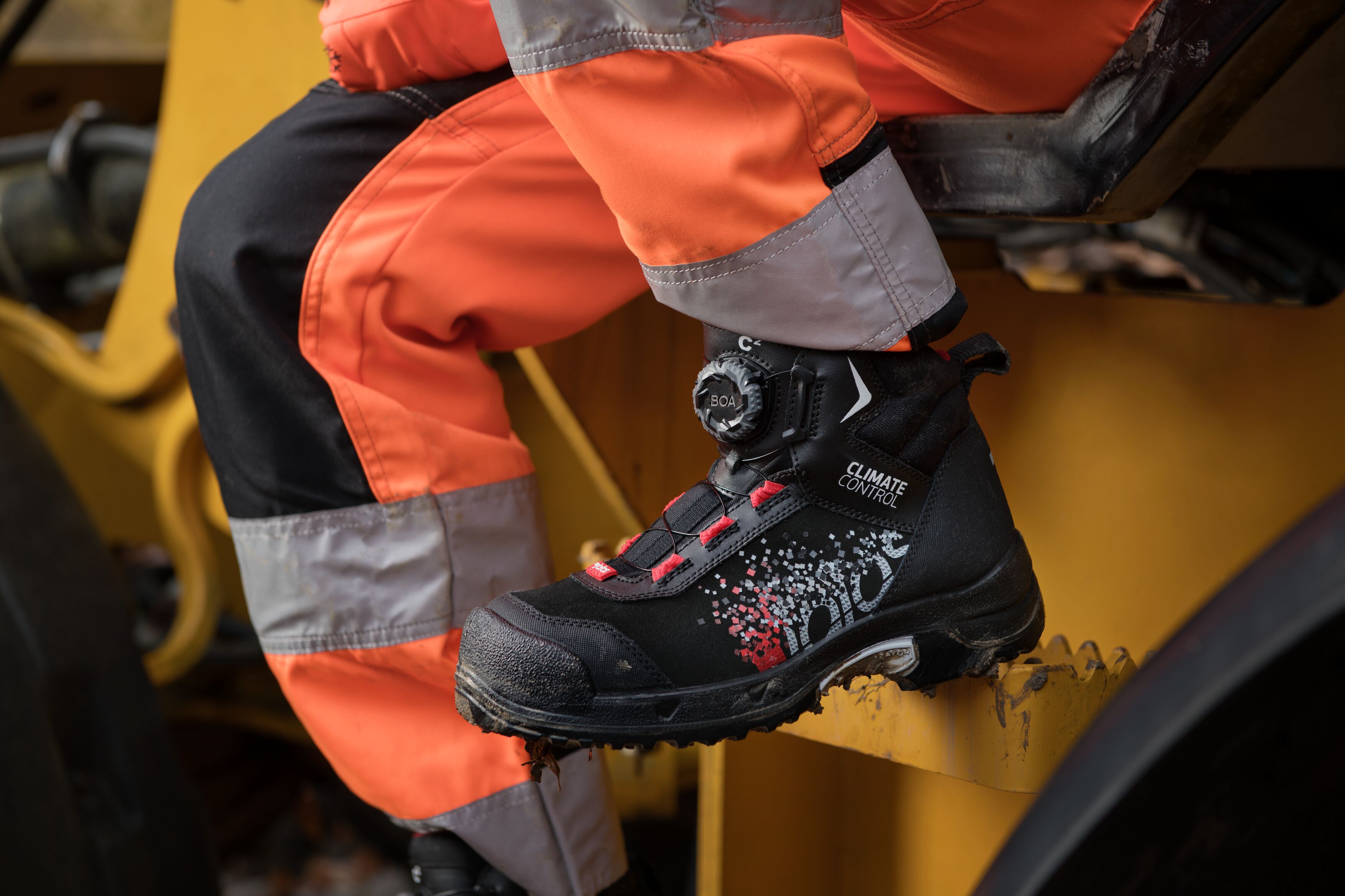 Safety shoes with shock absorption | JALAS® Zenith