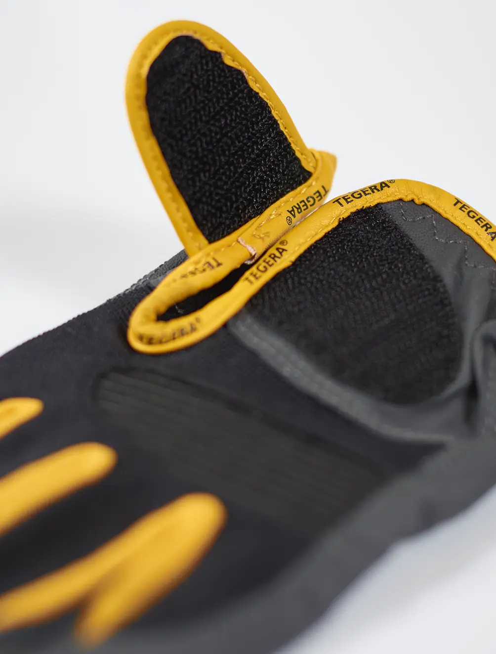 Synthetic leather glove TEGERA Pro 9140 Detail image
