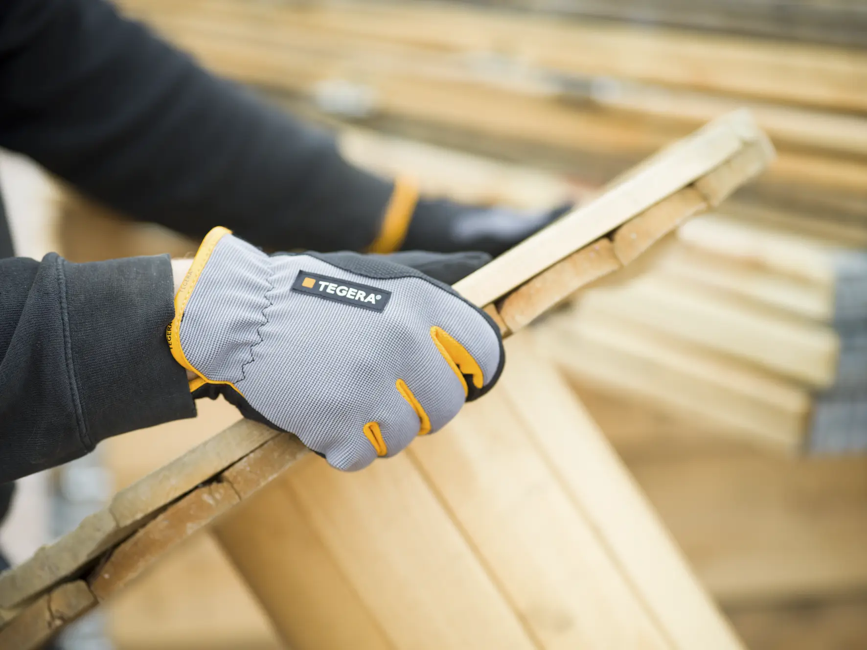 Synthetic leather glove TEGERA Pro 9124 Environment image