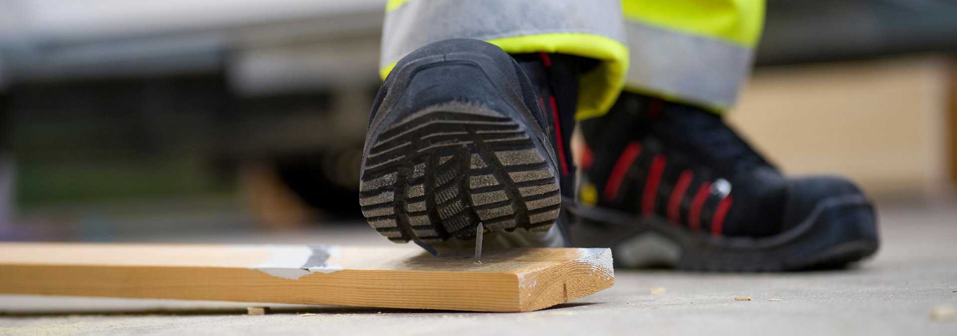 Guide to Safety Shoe Classification S1, S2 & S3